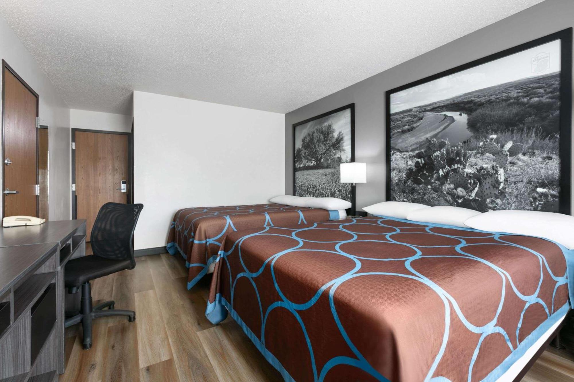Hotel Super 8 By Wyndham Grapevine/dfw Airport Northwest